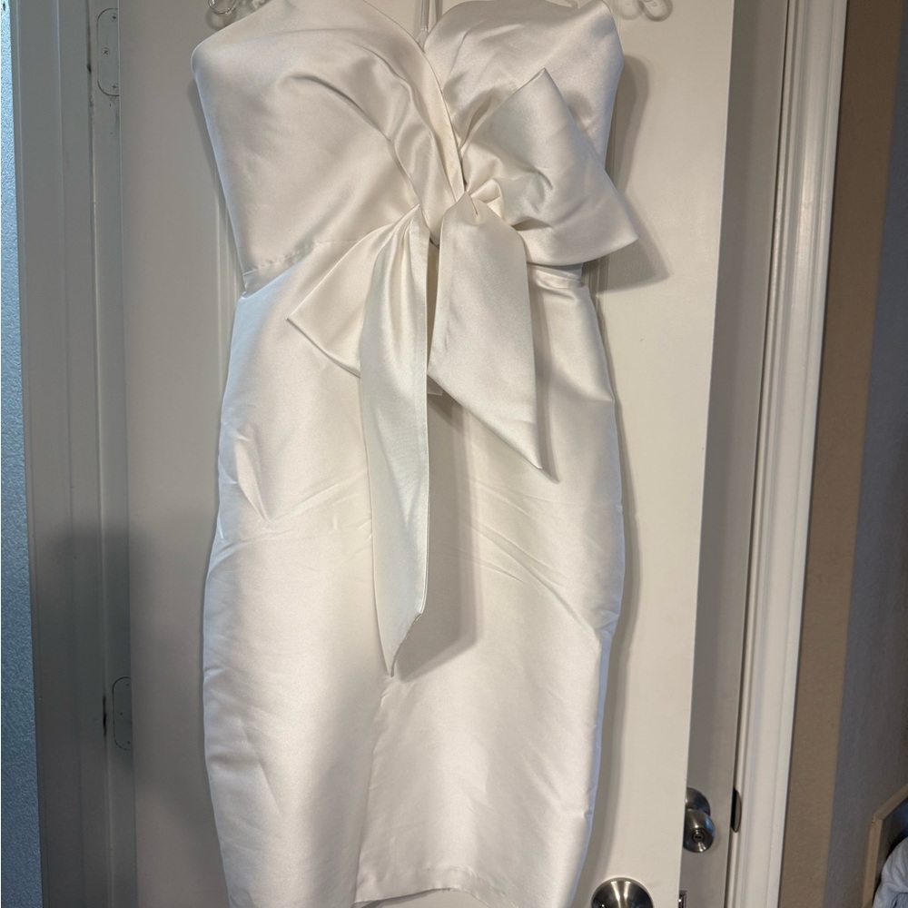 Badgley Mischka Strapless Cream Dress